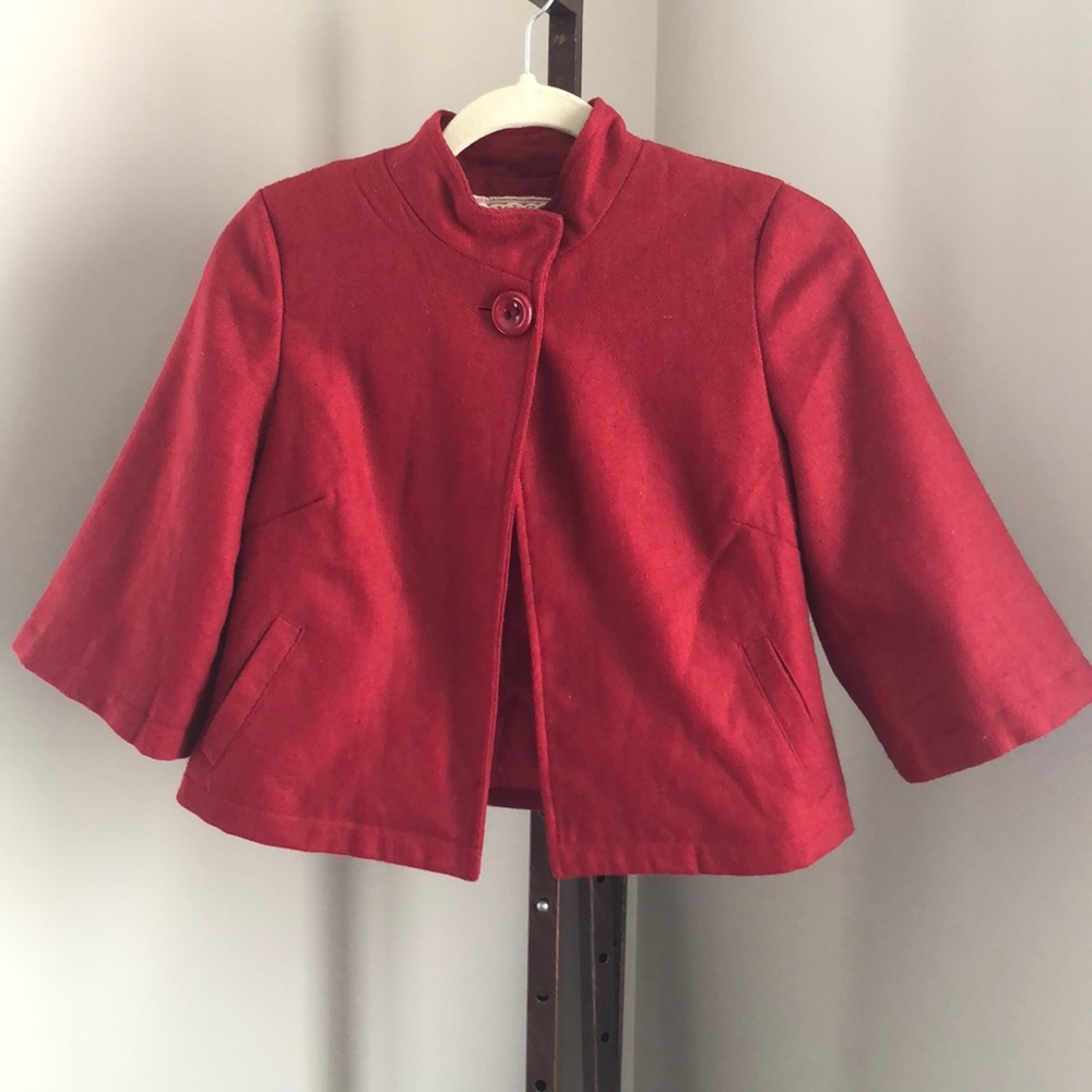 Cropped single button blazer